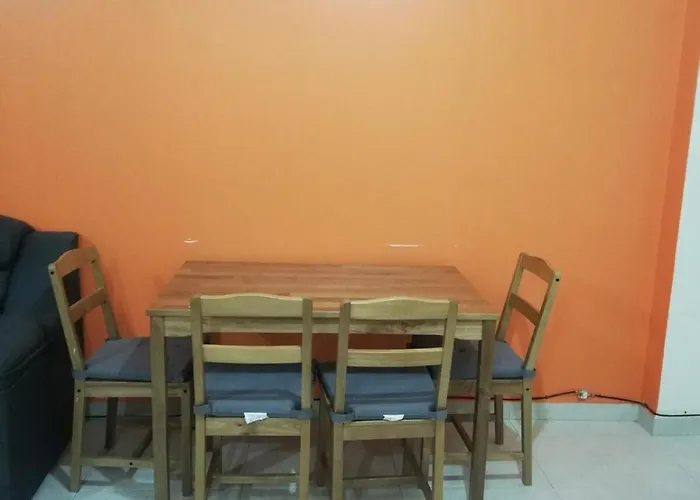 Apartment Ground Floor, 2 Bedrooms 2 Bathrooms *
